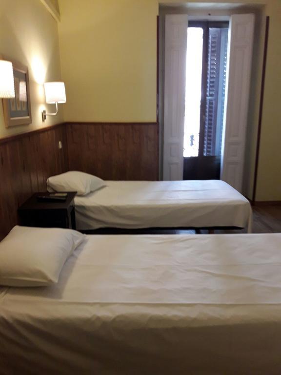Hostal Asuncion Мадрид Экстерьер фото