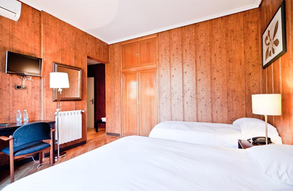 Hostal Asuncion Мадрид Номер фото