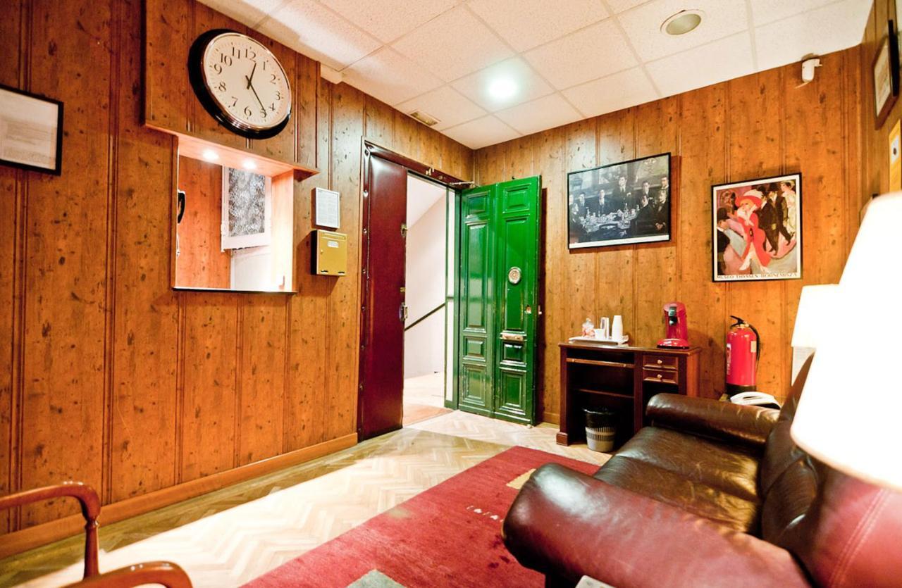 Hostal Asuncion Мадрид Экстерьер фото